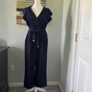 Tommy hilfiger Surplice Neckline Jumpsuit Size 6 New with tags